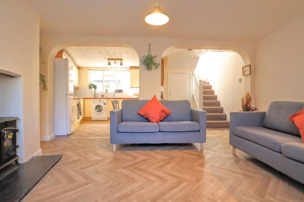 4 Bed Home 3 Mins From Harbour + Sandy Beach Folkestone Exterior foto