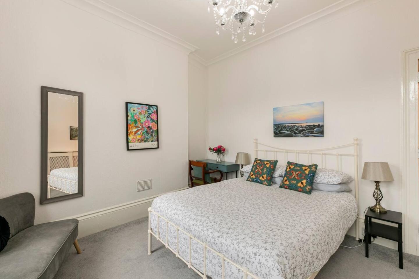 4 Bed Home 3 Mins From Harbour + Sandy Beach Folkestone Exterior foto